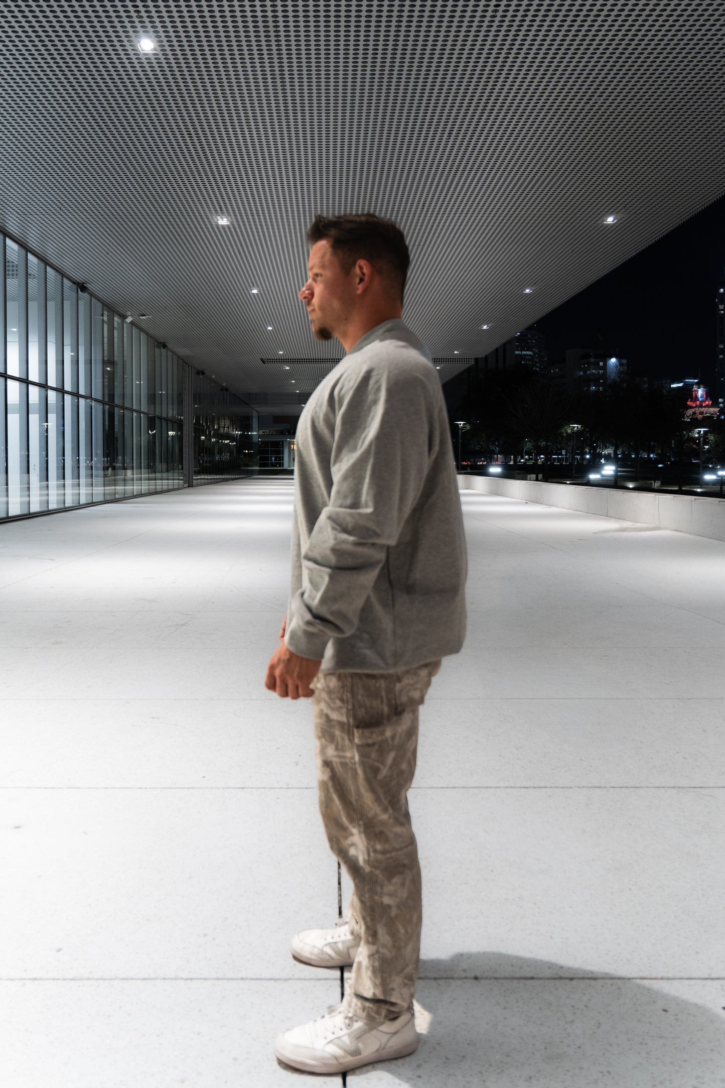 Pivot Crew Neck- Grey